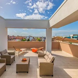LTApartments11 Attico con ampia terrazza vista Torre